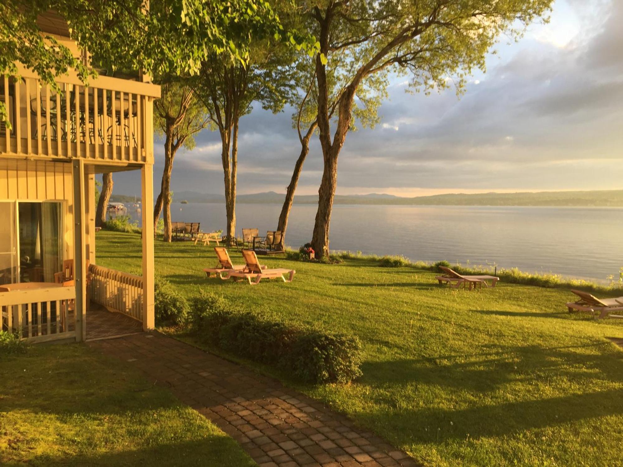 Condos Memphremagog Luaran gambar