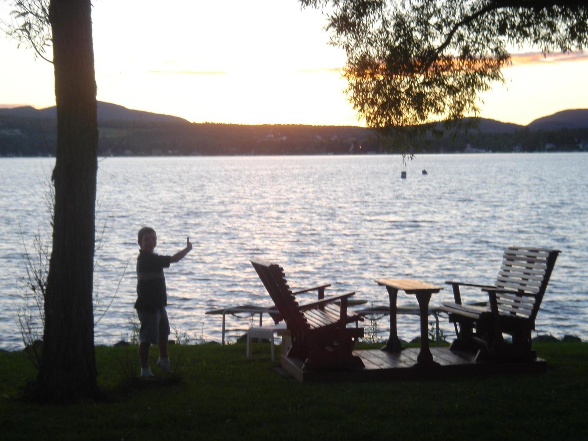 Condos Memphremagog Luaran gambar